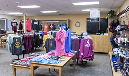 Redlands gear in Cougar Corner